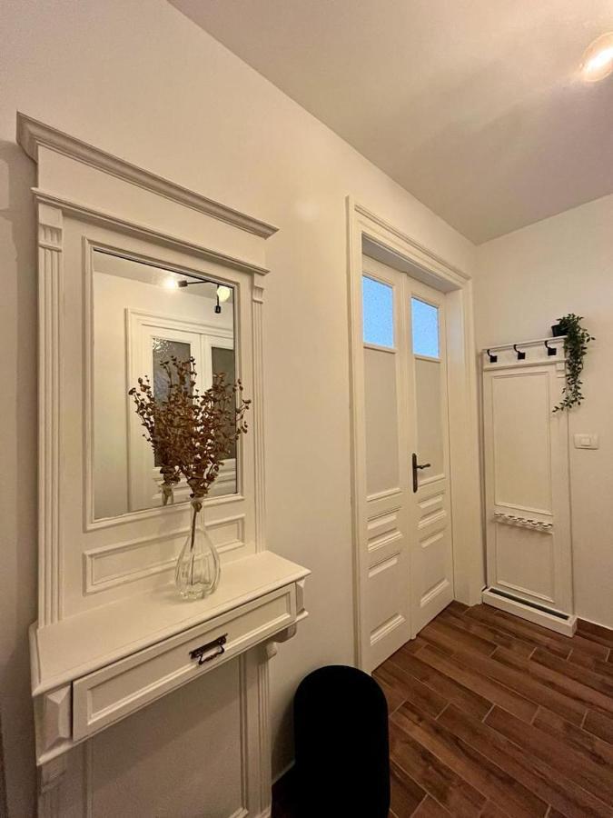 Апартаменти Lux Apartmans Пула Екстер'єр фото