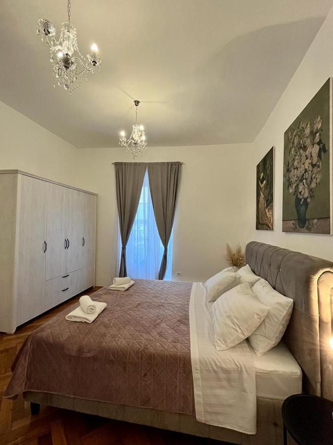 Апартаменти Lux Apartmans Пула Екстер'єр фото